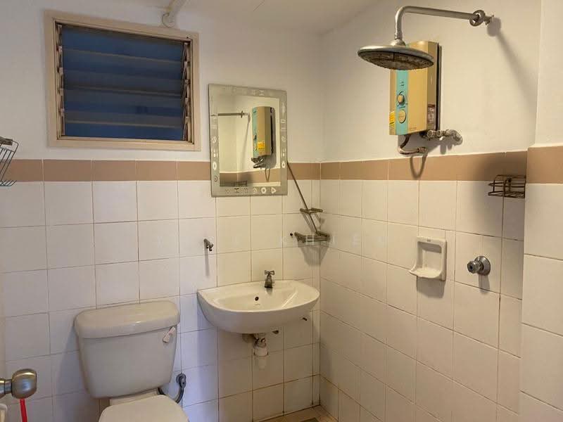 Condominium for Rent at Belimbing Heights - Yoke Khiem Yap - Bathroom - PropertyGuru.com.my