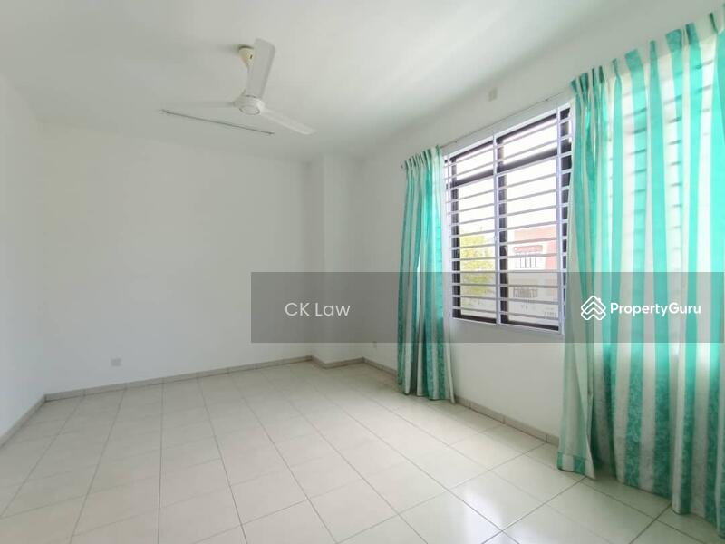 Rumah Teres 2-Tingkat untuk Dijual di Setia Ecohill (Semenyih) - CK Law - Bedroom - PropertyGuru.com.my