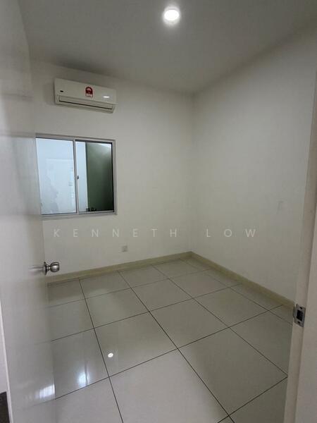 Service Residence for Sale at Savanna Executive Suite @ Southville City - Kenneth Low - Interior - PropertyGuru.com.my