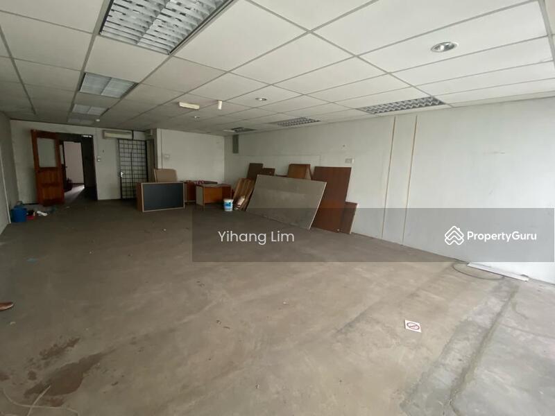 For Rent - 4 storey shoplot at Taman Inderawasih , Seberang Perai for rent