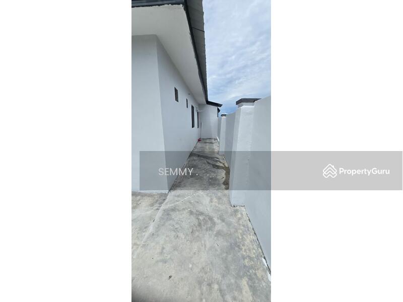 1-storey Terraced House for Sale in Skudai (Johor) - SEMMY . - Exterior - PropertyGuru.com.my
