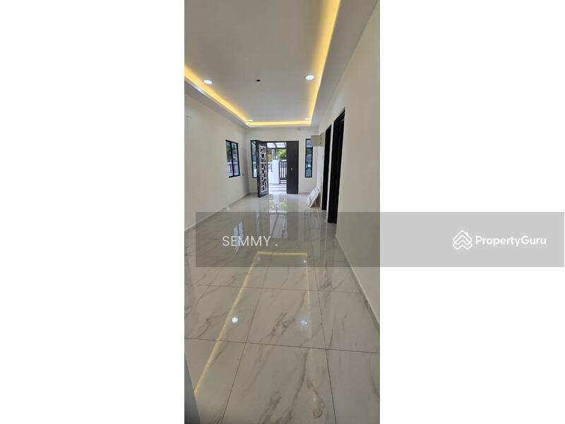 1-storey Terraced House for Sale in Skudai (Johor) - SEMMY . - Entrance - PropertyGuru.com.my