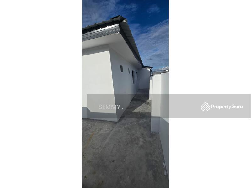 1-storey Terraced House for Sale in Skudai (Johor) - SEMMY . - Exterior - PropertyGuru.com.my