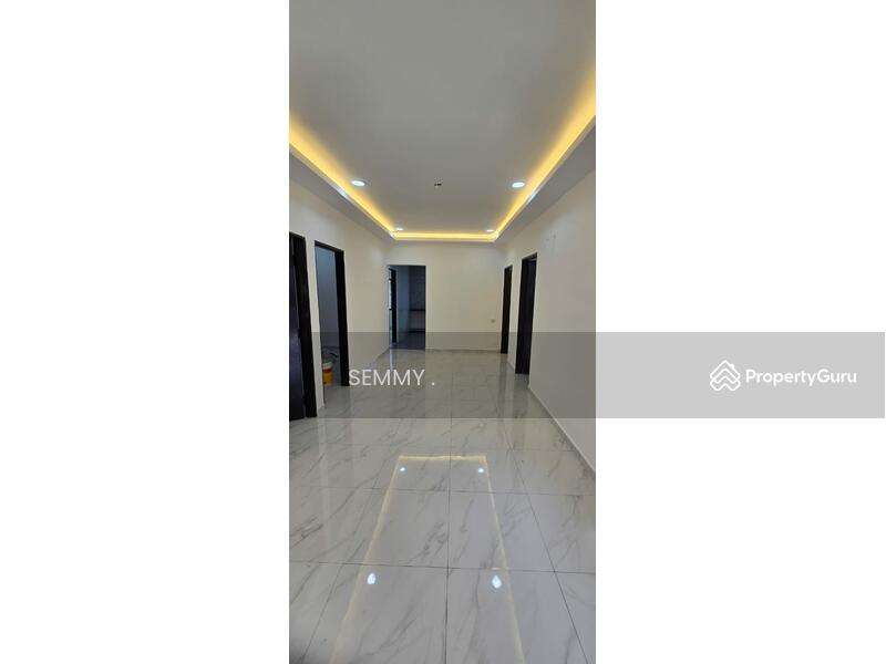 1-storey Terraced House for Sale in Skudai (Johor) - SEMMY . - Hallway - PropertyGuru.com.my