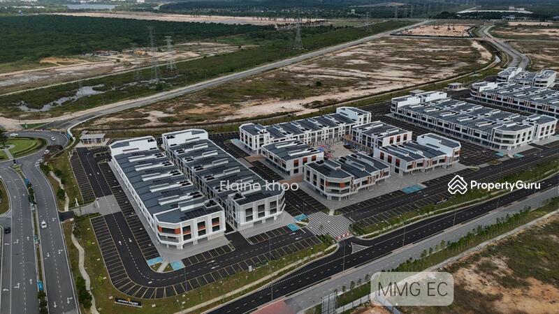 For Rent - Bandar rimbayu uptown square 2 storey shop facing road