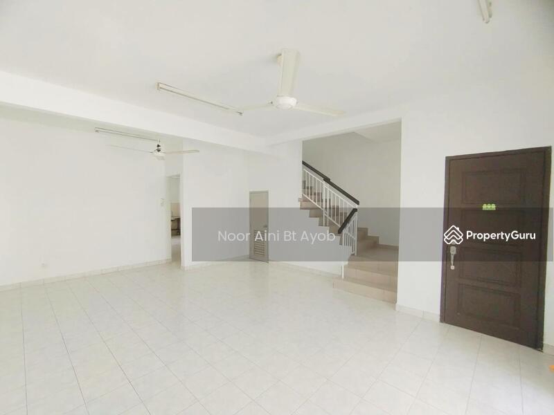 For Sale - FREEHOLD Taman Vista Emas Bangi 2 Sty Terrace House FULL LOAN