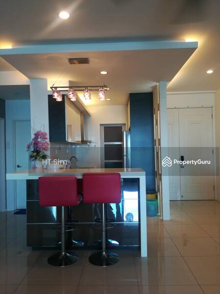 Kondominium untuk Dijual di 10 Island Resort - HT Sim - Kitchen - PropertyGuru.com.my