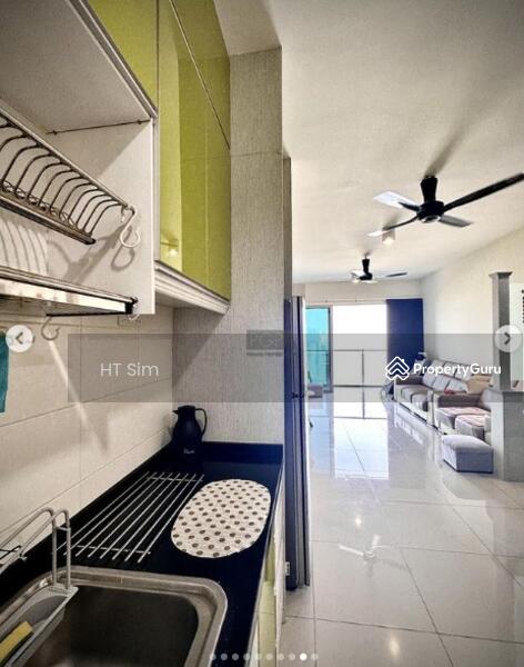 Condominium for Sale at 10 Island Resort - HT Sim - Kitchen - PropertyGuru.com.my