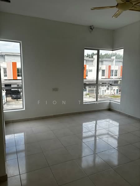 Rumah Teres untuk Dijual di Banting (Selangor) - Fion Tan - Living Room - PropertyGuru.com.my