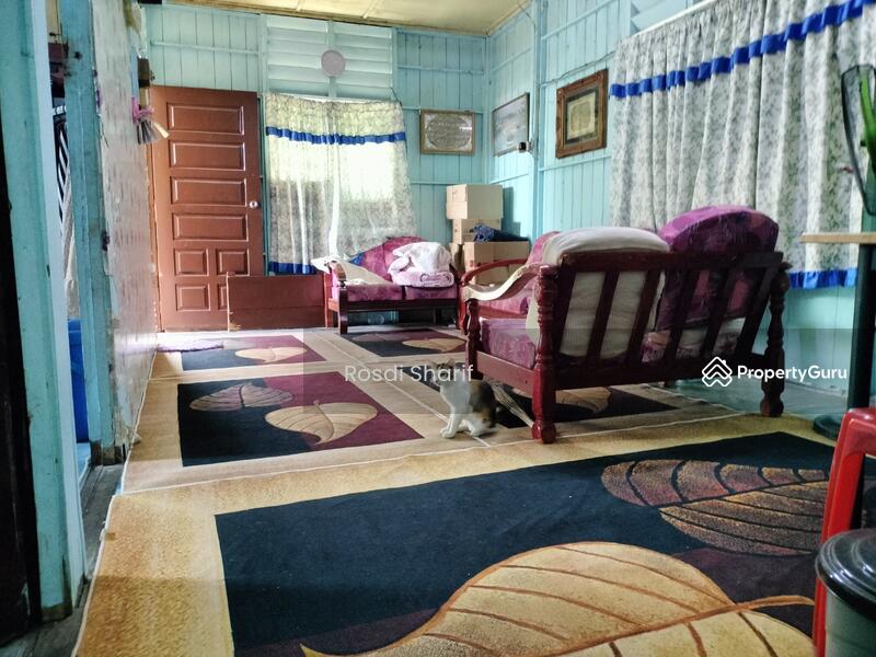 For Sale - Kampung Melayu Batu 16 Rawang