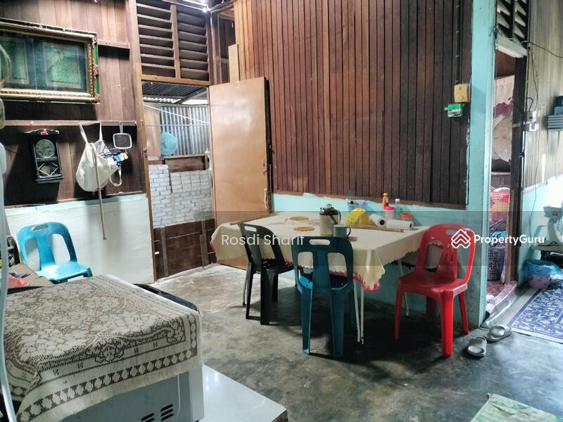 For Sale - Kampung Melayu Batu 16 Rawang