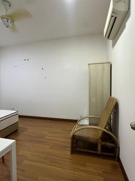 Kediaman Servis untuk Disewa di Park @ One South - Janet Au - Bedroom - PropertyGuru.com.my