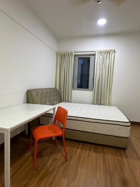 Kediaman Servis untuk Disewa di Park @ One South - Janet Au - Bedroom - PropertyGuru.com.my