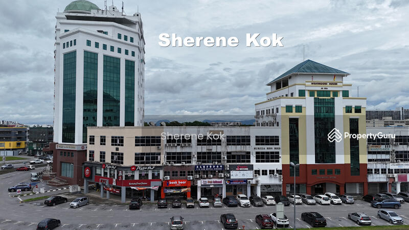 For Sale - 4 Storey Shophouse @ Westmoore 2 1/2 Mile Rock Road (beside KFC/PizzaHut)