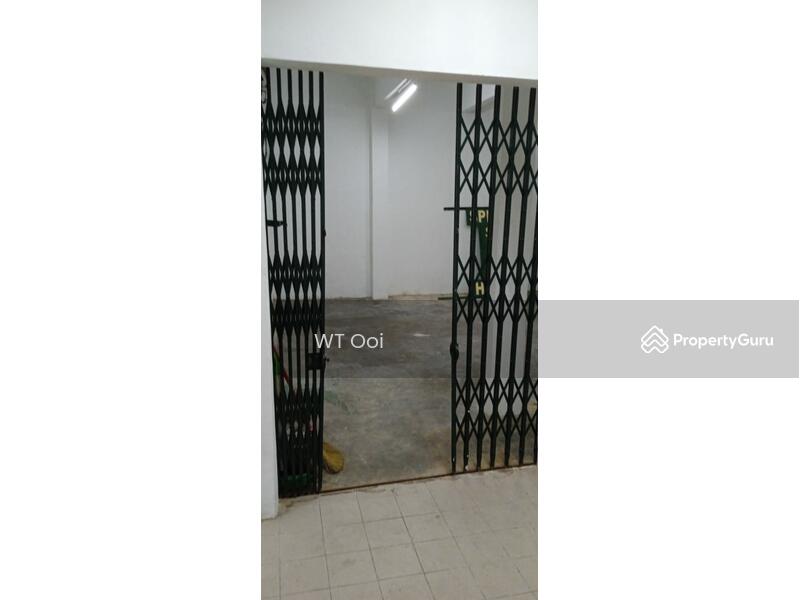 Untuk Disewa - Butterworth Facing Road 2 Storey shop 2100 sqft