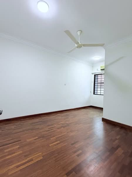 Semi-Detached House for Sale in Glenmarie (Selangor) - Evonne Lee - Interior - PropertyGuru.com.my
