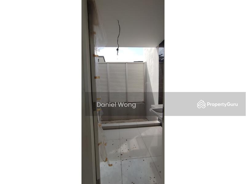 Bungalow for Sale in Serdang (Seri Kembangan) - Daniel Wong - Balcony - PropertyGuru.com.my