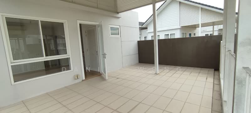 Bungalow for Sale in Serdang (Seri Kembangan) - Daniel Wong - Balcony - PropertyGuru.com.my