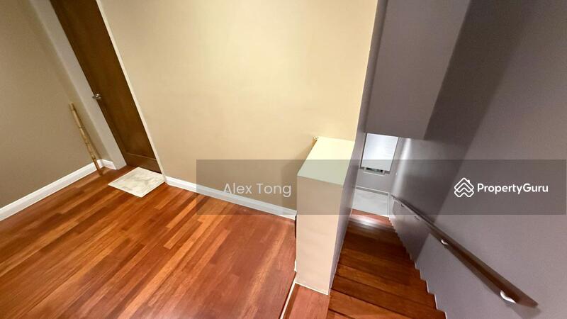 2-storey Terraced House for Sale in Bandar Rimbayu (Telok Panglima Garang) - Alex Tong - Stairs - PropertyGuru.com.my