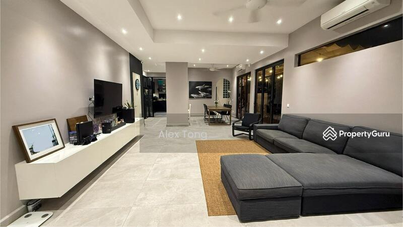 2-storey Terraced House for Sale in Bandar Rimbayu (Telok Panglima Garang) - Alex Tong - Living Room - PropertyGuru.com.my