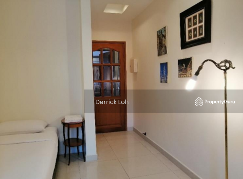 4-storey Terraced House for Rent in Batu Ferringhi (Penang) - Derrick Loh - Bedroom - PropertyGuru.com.my