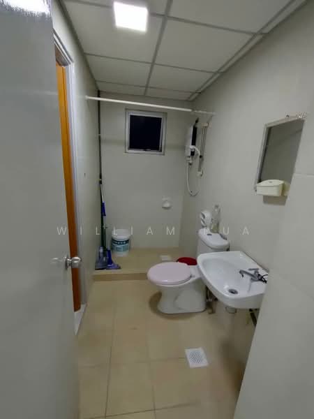 Service Residence for Sale at Main Place Residence - William Pua - Bathroom - PropertyGuru.com.my