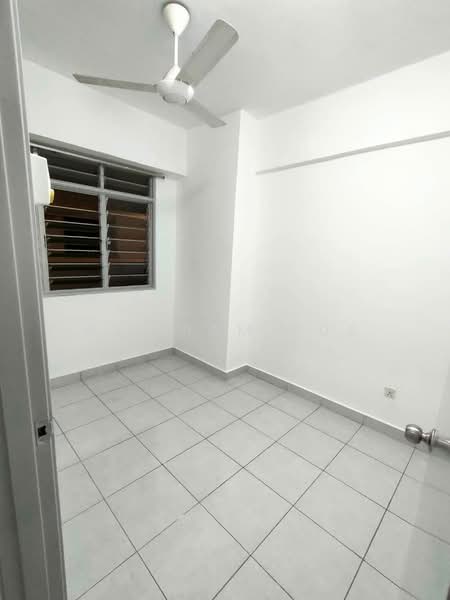 Service Residence for Sale at Main Place Residence - William Pua - Bedroom - PropertyGuru.com.my