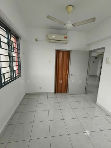 Service Residence for Sale at Main Place Residence - William Pua - Bedroom - PropertyGuru.com.my