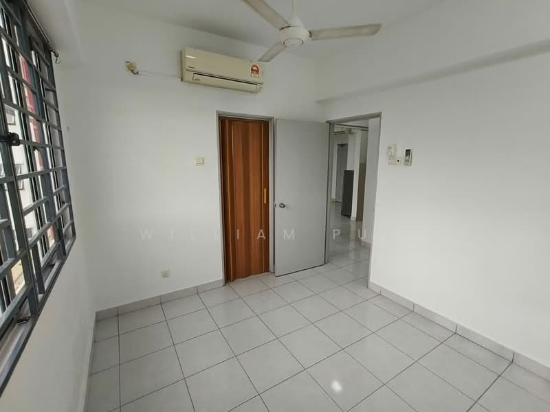 Service Residence for Sale at Main Place Residence - William Pua - Bedroom - PropertyGuru.com.my