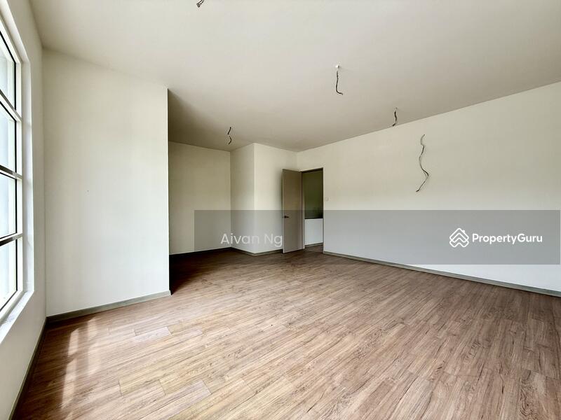 For Sale - TTDI Grove