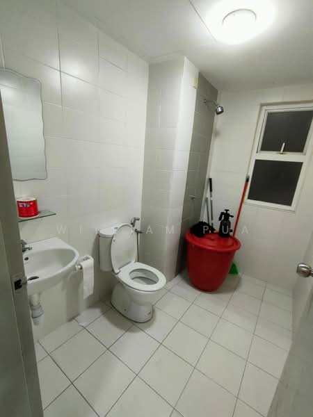 Casa Tropika untuk Untuk Dijual - RM 400,000, Mac 2026 - Bathroom - PropertyGuru.com.my