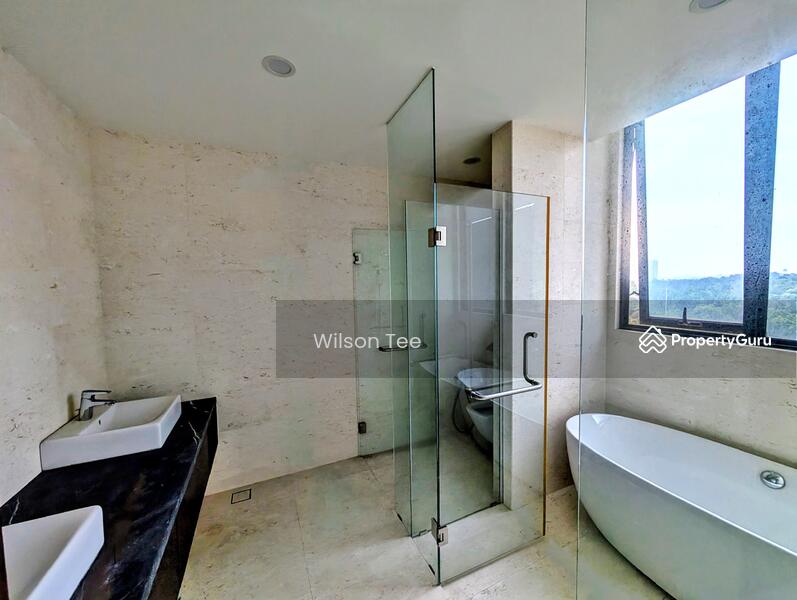 For Rent - Straits View 18