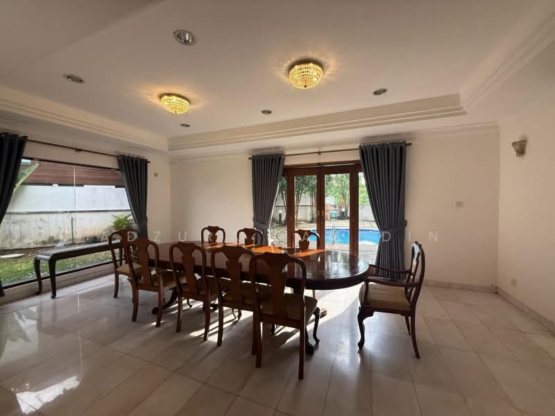 Rumah Banglo untuk Dijual di Country Heights (Kajang) - Adzura Zamedin - Dining Room - PropertyGuru.com.my