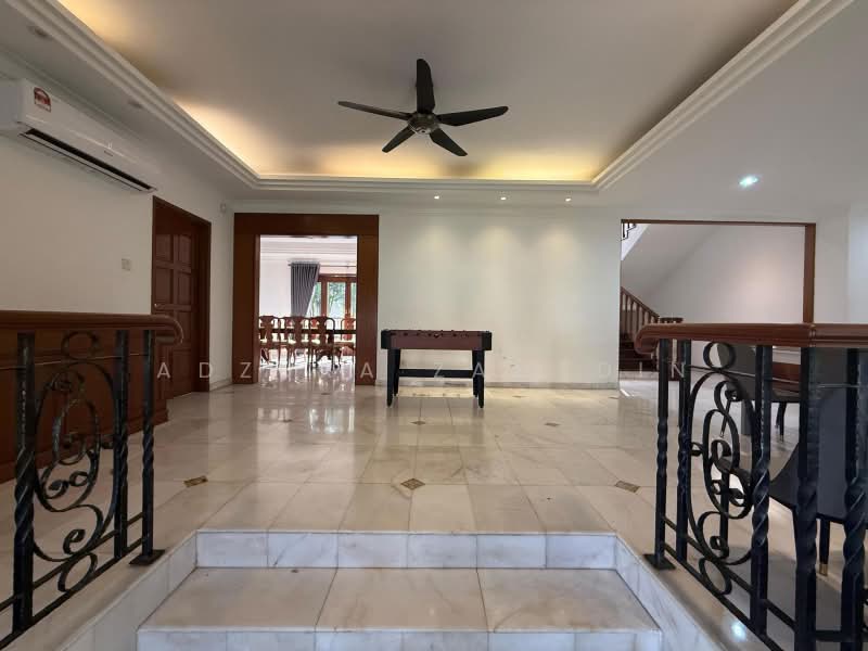 Rumah Banglo untuk Dijual di Country Heights (Kajang) - Adzura Zamedin - Living Room - PropertyGuru.com.my