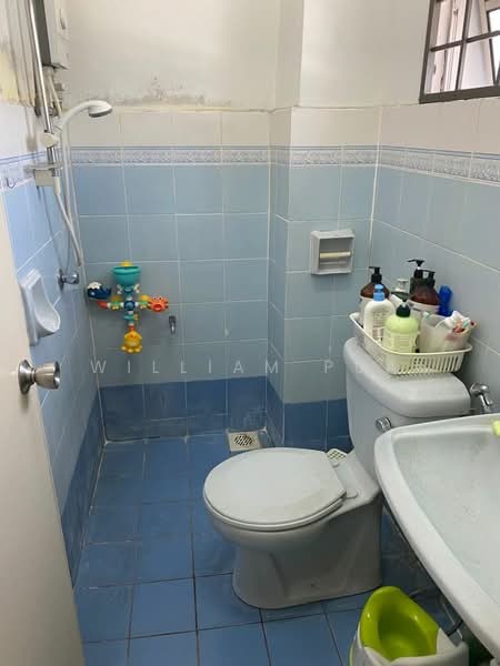 2-storey Terraced House for Sale in Bandar Bukit Puchong (Puchong) - William Pua - Bathroom - PropertyGuru.com.my
