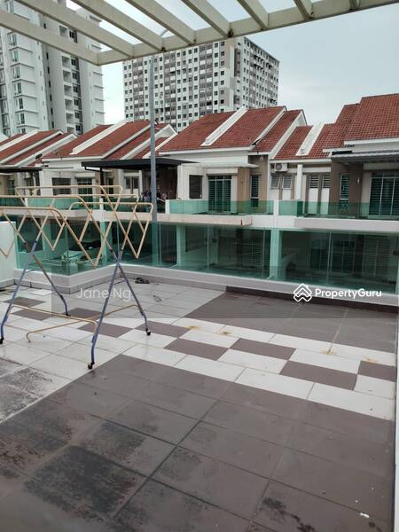Big balcony 