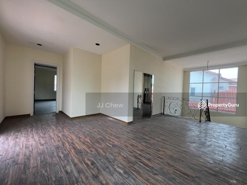 For Sale - 4 Sty Corner bungaloSw @ Bukit Segar