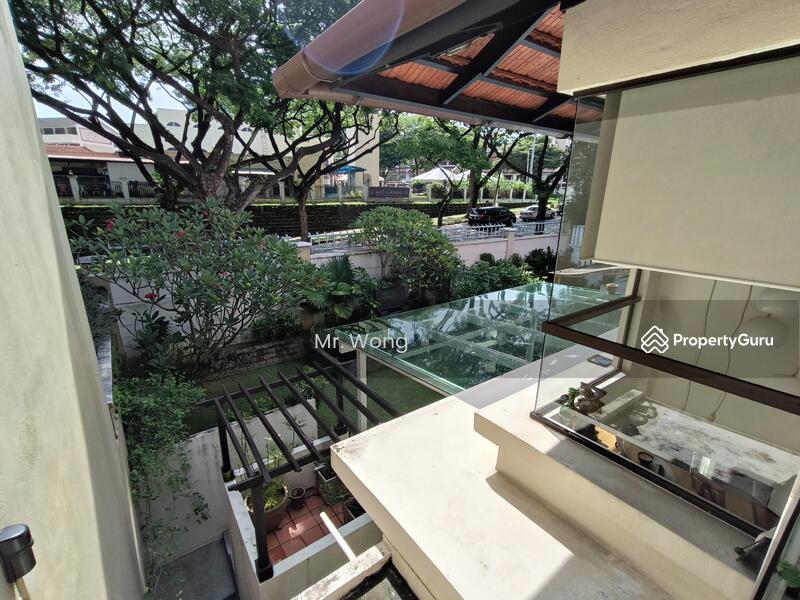 Untuk Dijual - Danau Villa