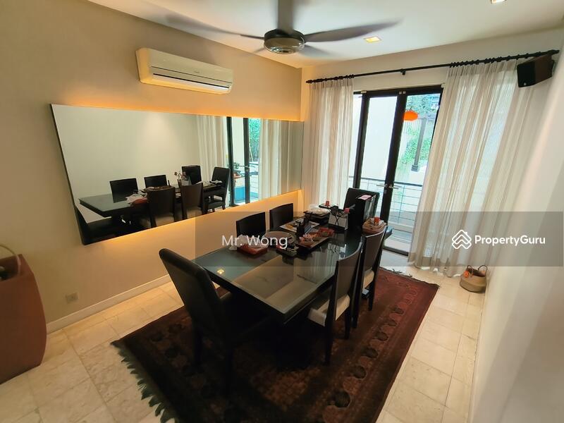 Untuk Dijual - Danau Villa