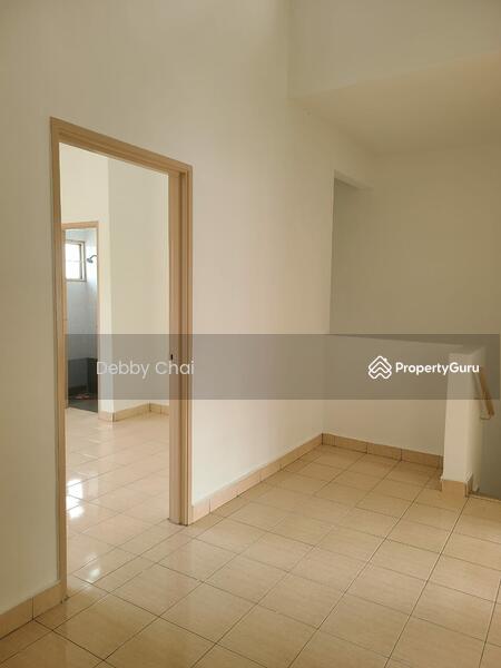 2-storey Terraced House for Sale in Taman Putra Prima (Puchong) - Debby Chai - Hallway - PropertyGuru.com.my