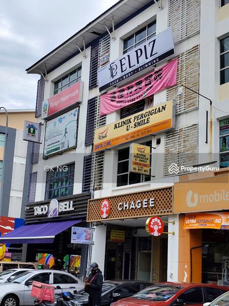 For Rent - Face Main Road Permaisuri High Traffic