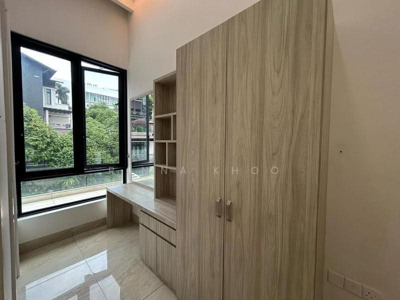 Bungalow House untuk Dijual di Country Heights Damansara (Kuala Lumpur) - Rinna Khoo - Study - PropertyGuru.com.my