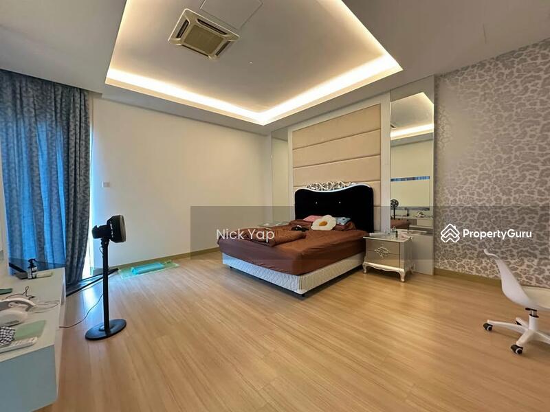 Semi-Detached House for Sale in Taman Bukit Suria (Cheras) - Nick Yap - Master Bedroom - PropertyGuru.com.my