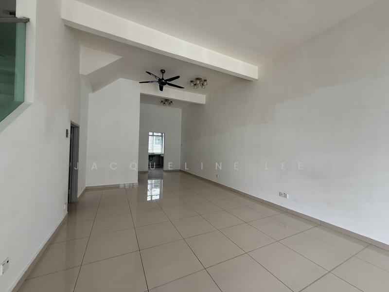 2-storey Terraced House for Rent in Johor Bahru (Johor) - Jacqueline Lee - Living Room - PropertyGuru.com.my
