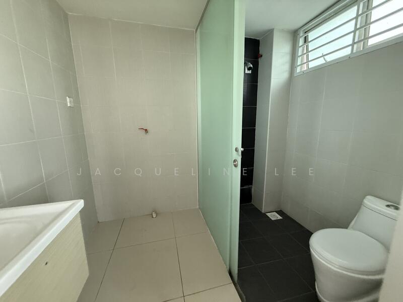 2-storey Terraced House for Rent in Johor Bahru (Johor) - Jacqueline Lee - Bathroom - PropertyGuru.com.my