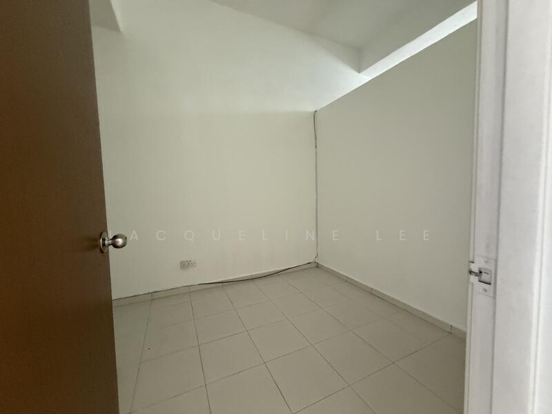 2-storey Terraced House for Rent in Johor Bahru (Johor) - Jacqueline Lee - Bedroom downstairs - PropertyGuru.com.my