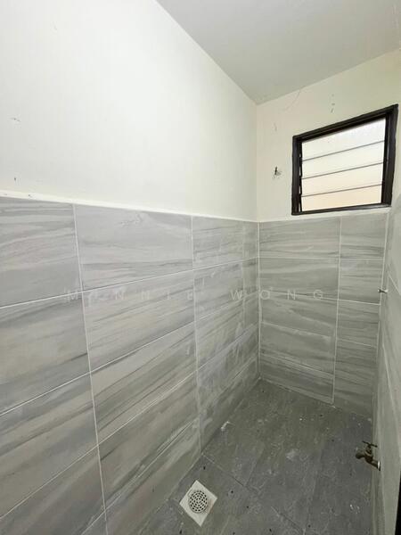 Rumah Teres 1 Tingkat untuk Dijual di Rawang Garden (Rawang) - Minnie Wong - Bathroom - PropertyGuru.com.my