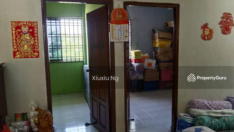 For Sale - Taman Daya - Jalan Nipah 11, 12
