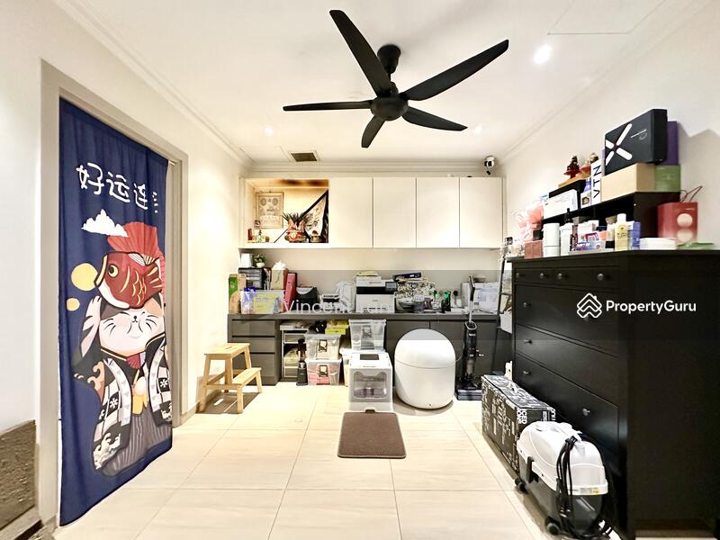 2-storey Terraced House for Sale in Bandar Sri Damansara (Selangor) - Vincent Tan - Family area - PropertyGuru.com.my