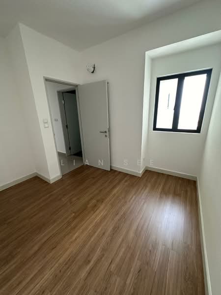 Service Residence for Rent at Berkeley Uptown - Lian See - Bedroom - PropertyGuru.com.my